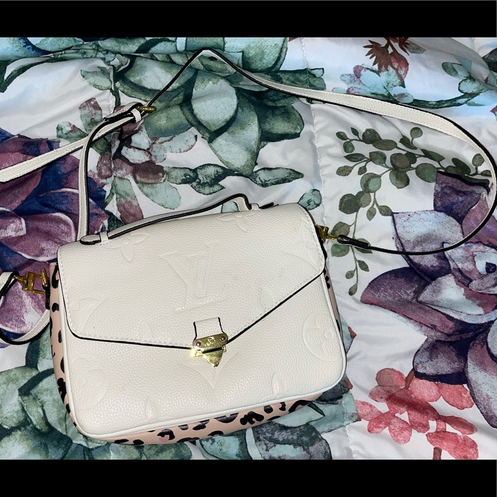 White LV Body Cross Purse